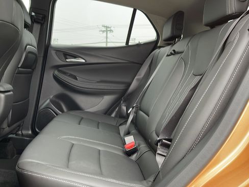 Used 2025 Buick Encore GX Avenir w/ Avenir Technology Package image 24