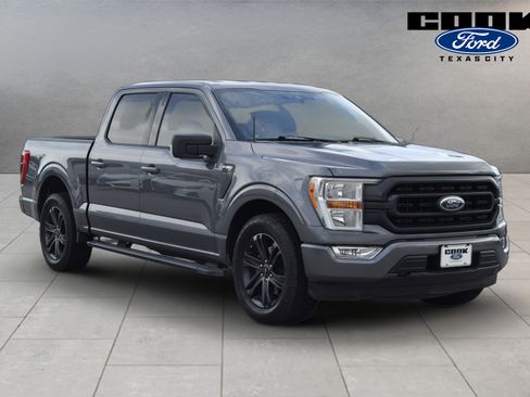 Used 2021 Ford F150 XLT w/ Equipment Group 301A Mid RWD image 2