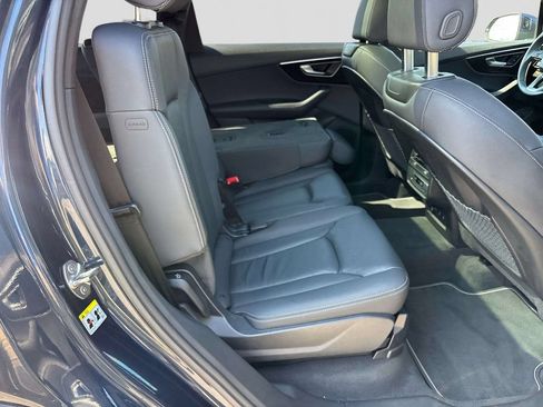 Used 2025 Audi Q7 3.0T Premium Plus AWD/4WD image 17
