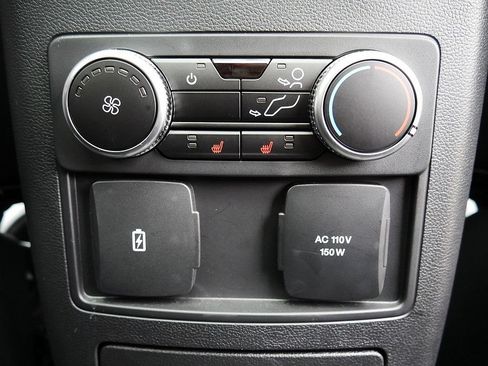 Used 2024 Ford Explorer Limited w/ Limited Technology Package AWD/4WD image 62