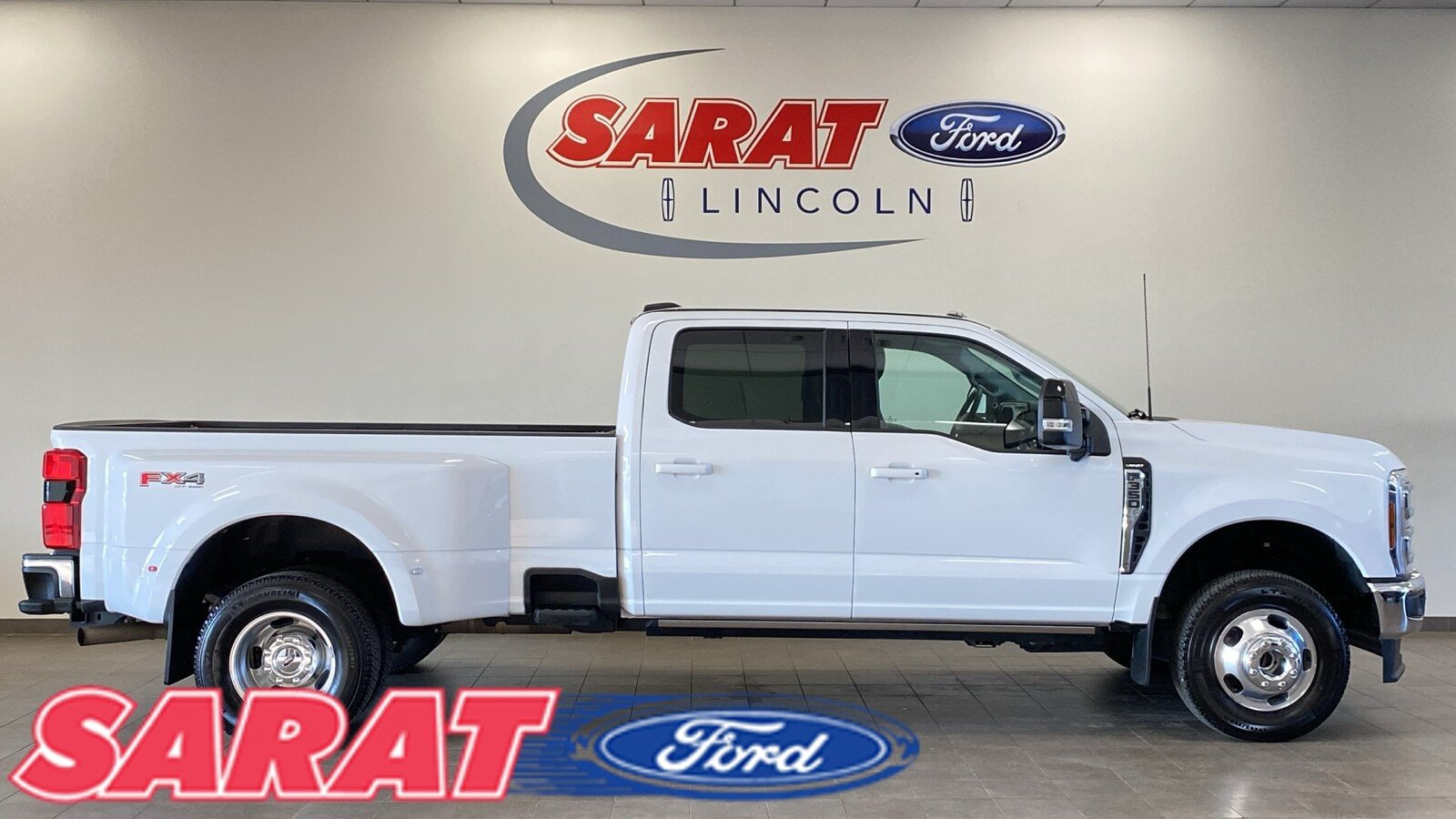 Certified 2025 Ford F350 Lariat AWD/4WD image 1