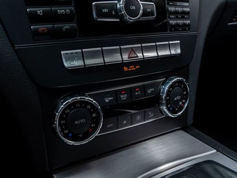 Used 2012 Mercedes-Benz C 300 4MATIC Sedan image 18