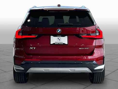 New 2026 BMW X1 xDrive28i w/ Convenience Package AWD/4WD image 4