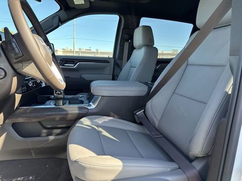 New 2026 GMC Sierra 1500 SLT w/ SLT Premium Package AWD/4WD image 11