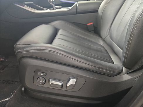 Used 2021 BMW X5 xDrive40i w/ Premium Package AWD/4WD image 32