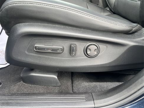 Used 2023 Honda CR-V EX-L image 35