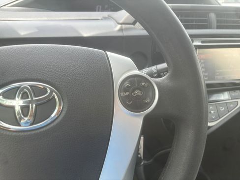 Used 2016 Toyota Prius C One FWD image 23
