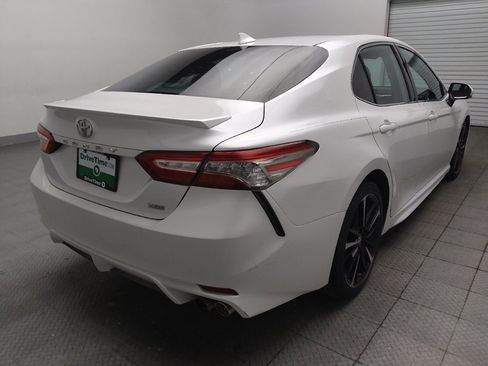 Used 2019 Toyota Camry XSE FWD image 9