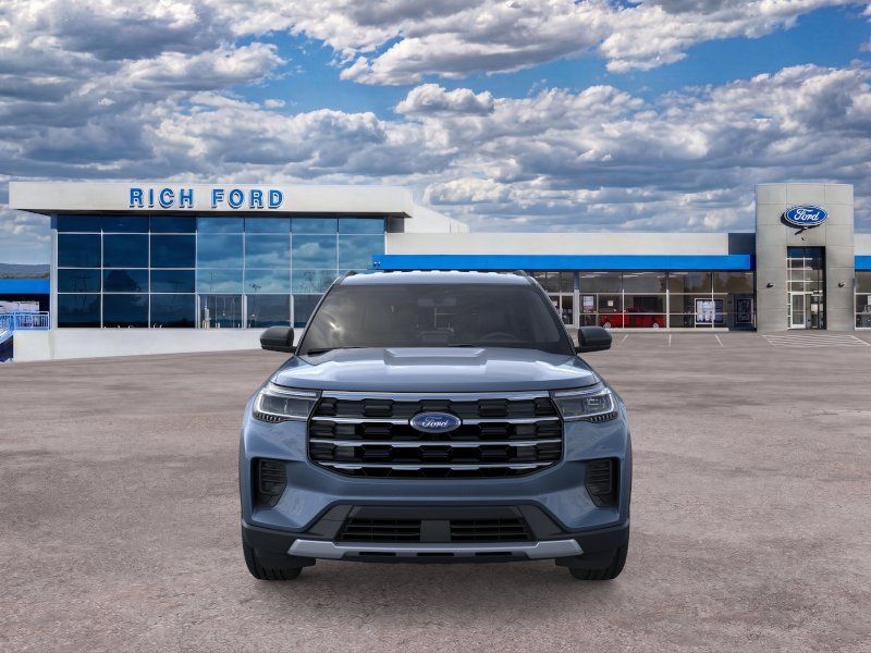 New 2026 Ford Explorer Active RWD image 6