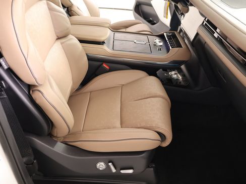 New 2026 Lincoln Navigator Black Label AWD/4WD image 14