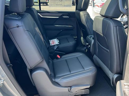 New 2025 GMC Acadia Elevation w/ Elevation Premium Package image 16