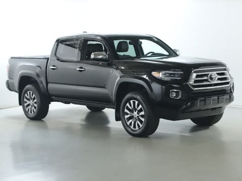 Certified 2023 Toyota Tacoma Limited AWD/4WD image 9