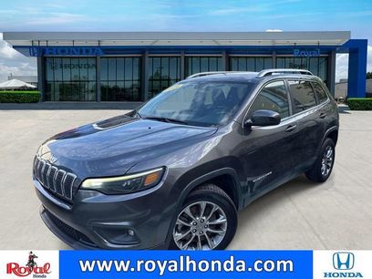 Used 2019 Jeep Cherokee Latitude Plus