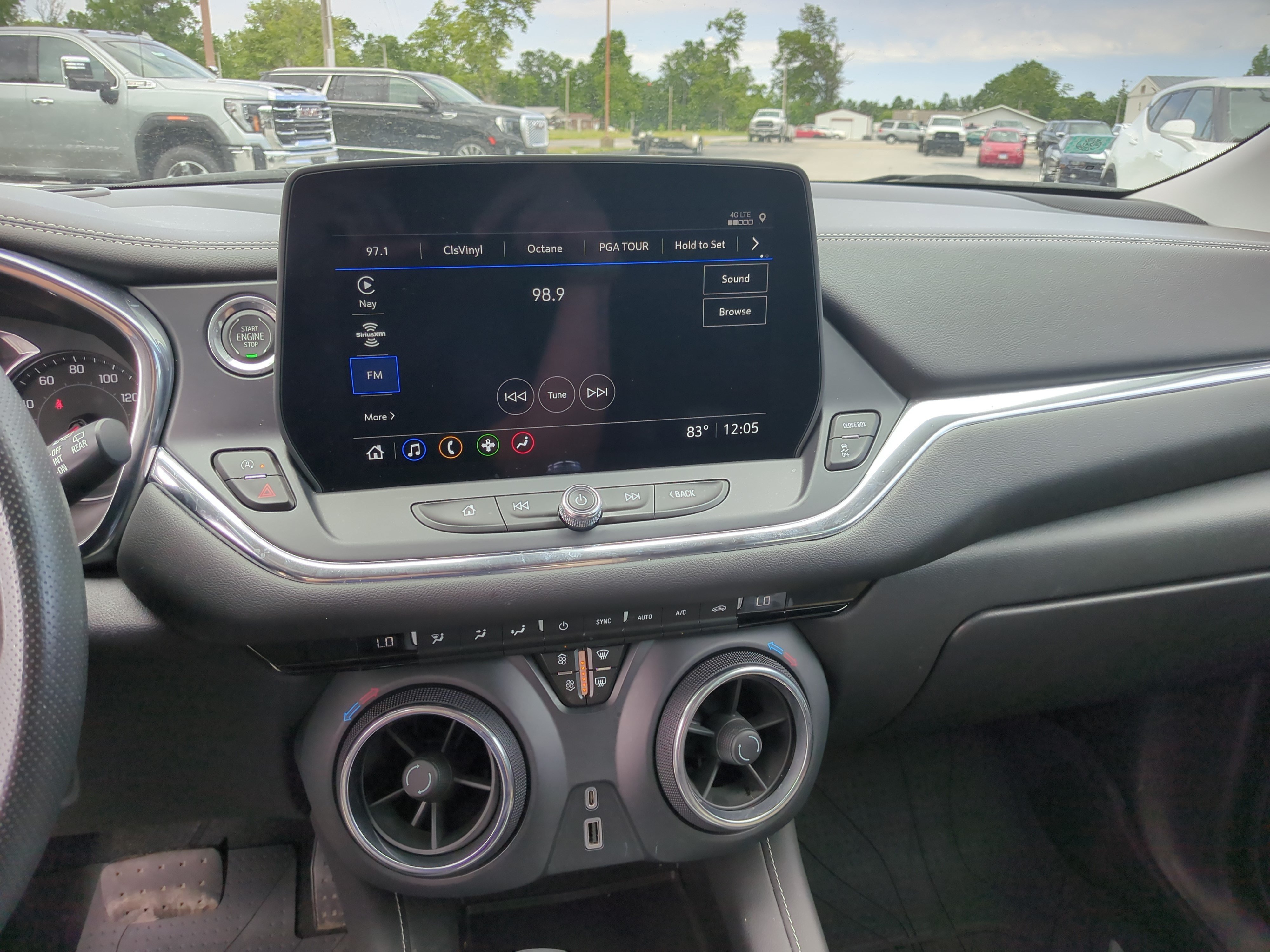Used 2023 Chevrolet Blazer LT w/ Driver Confidence Package FWD image 8