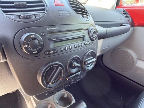 Used 2005 Volkswagen Beetle GLS image 73