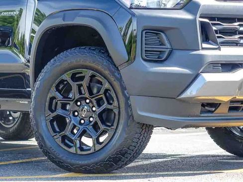 New 2026 Chevrolet Colorado Trail Boss AWD/4WD image 4