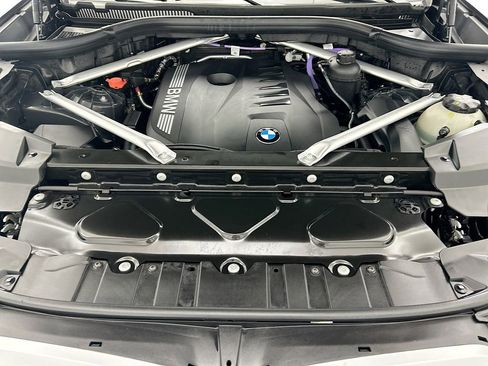 Certified 2026 BMW X5 sDrive40i w/ Climate Comfort Package image 28