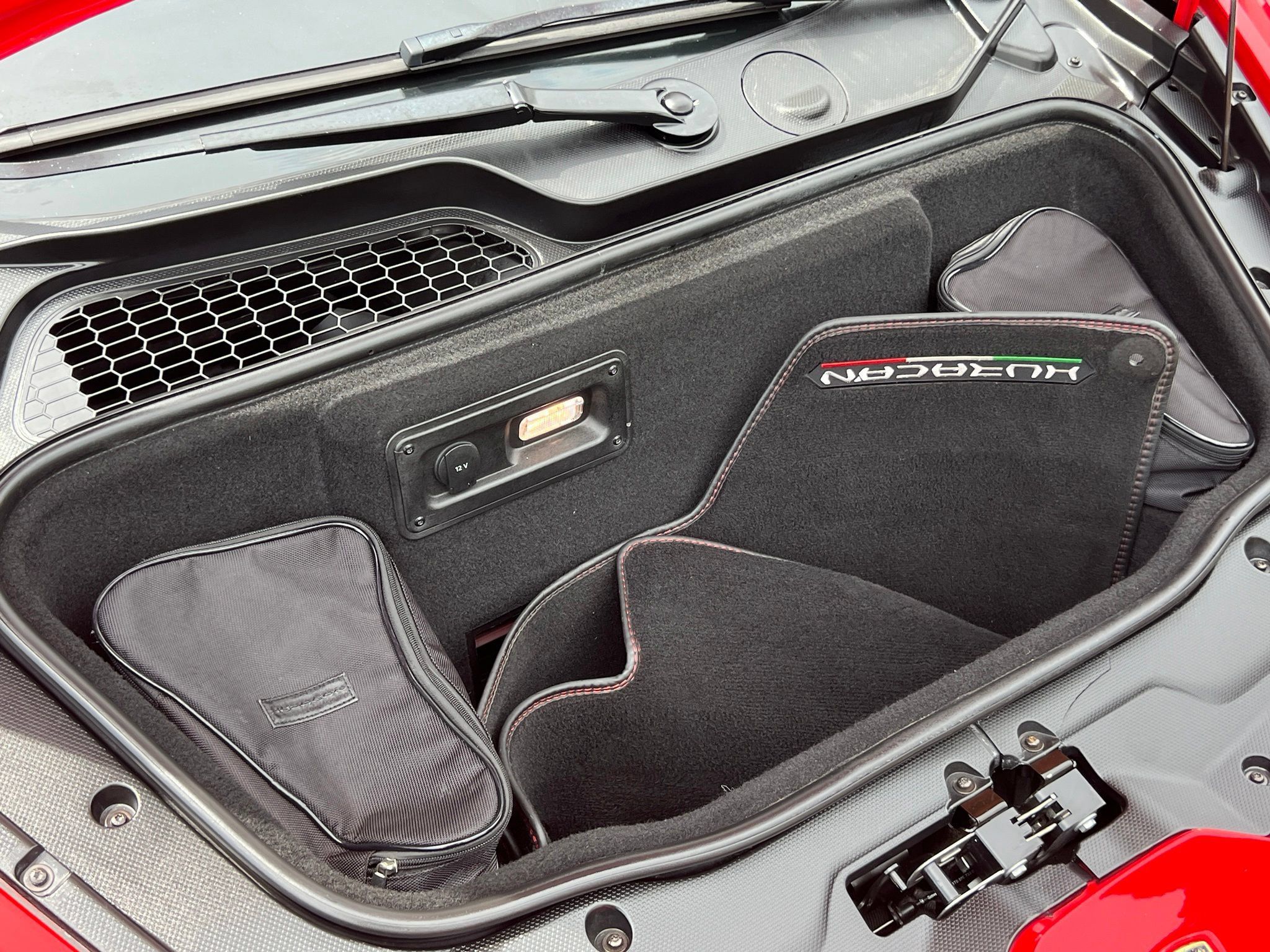 Used 2016 Lamborghini Huracan LP 580-2 RWD image 35