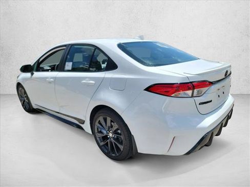 Used 2026 Toyota Corolla SE FWD image 7