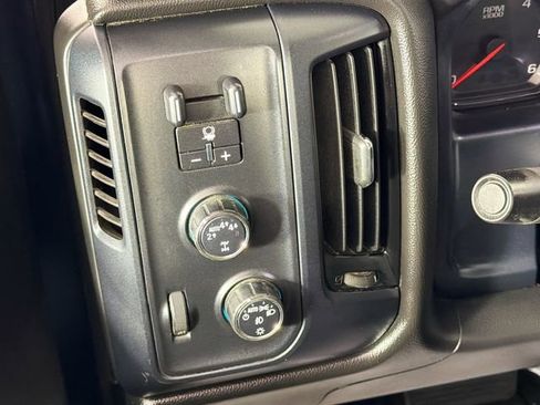 Used 2018 GMC Sierra 1500 Base w/ Elevation Edition image 10