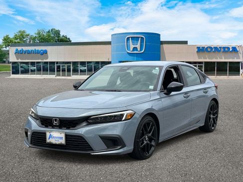 Certified 2024 Honda Civic Sport image 2