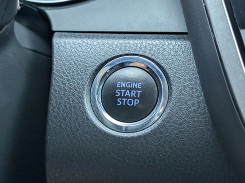 Used 2021 Toyota Camry XSE FWD image 17