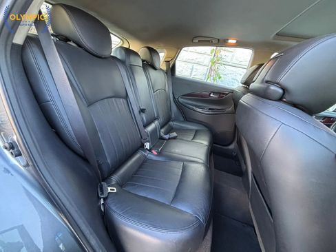 Used 2016 INFINITI QX50 AWD w/ Deluxe Touring Package image 39