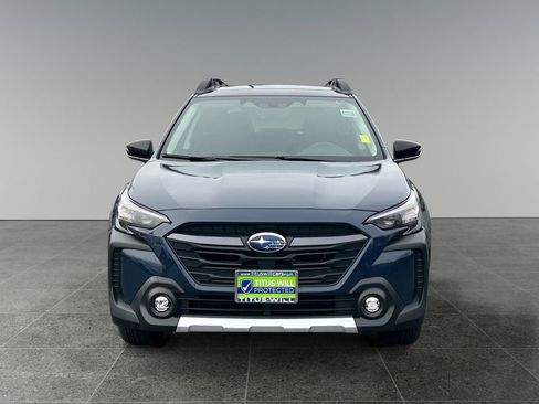 Used 2025 Subaru Outback Limited image 2