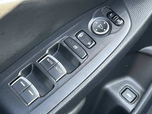 Used 2019 Honda Accord Sport image 18