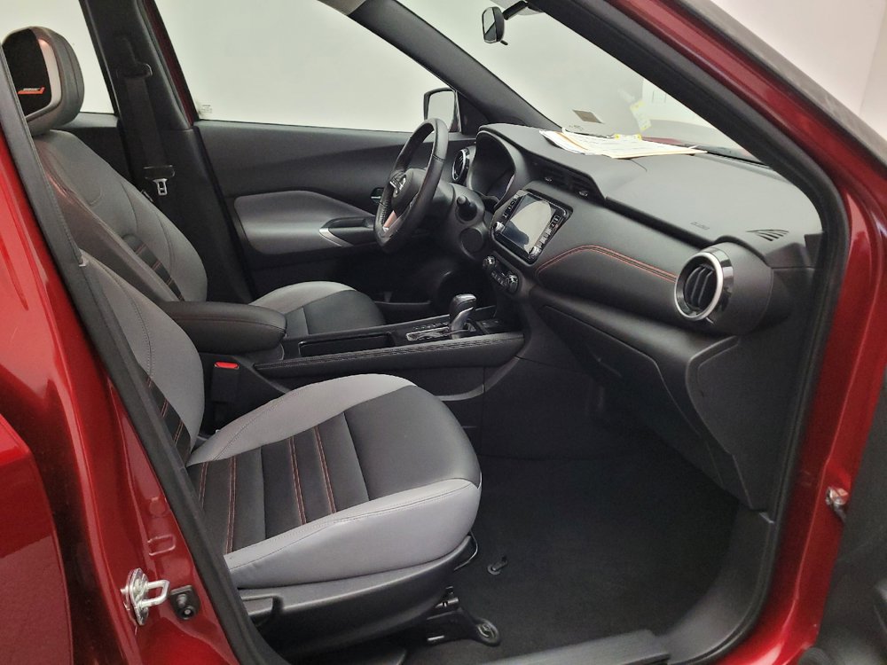 Used 2021 Nissan Kicks SR w/ SR Premium Package FWD image 21
