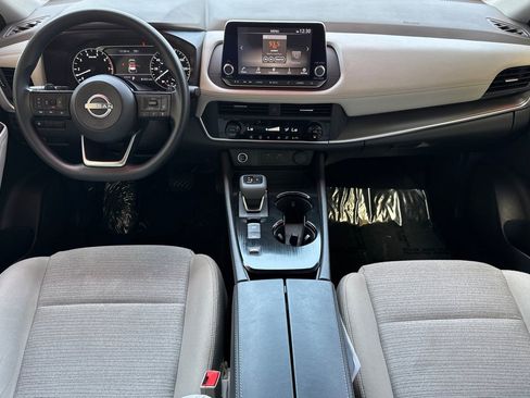 Used 2023 Nissan Rogue SV FWD image 17
