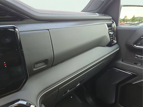 Used 2024 GMC Sierra 1500 AT4X AWD/4WD image 22