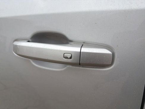 Used 2019 Chevrolet Silverado 1500 LT w/ All-Star Edition image 5