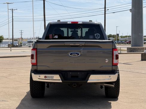 Used 2023 Ford F150 Lariat w/ Equipment Group 502A High AWD/4WD image 5