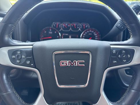 Used 2015 GMC Sierra 1500 SLT w/ SLT Crew Cab Value Package image 32