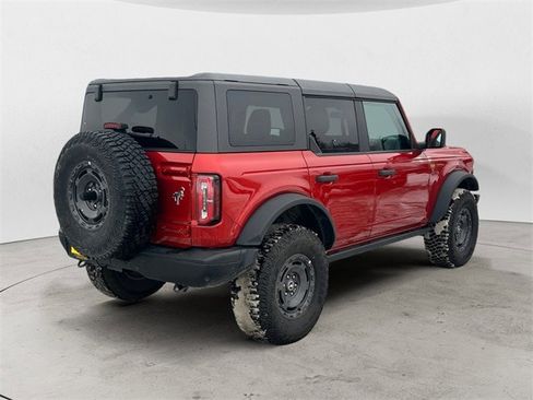 Certified 2024 Ford Bronco Badlands image 5