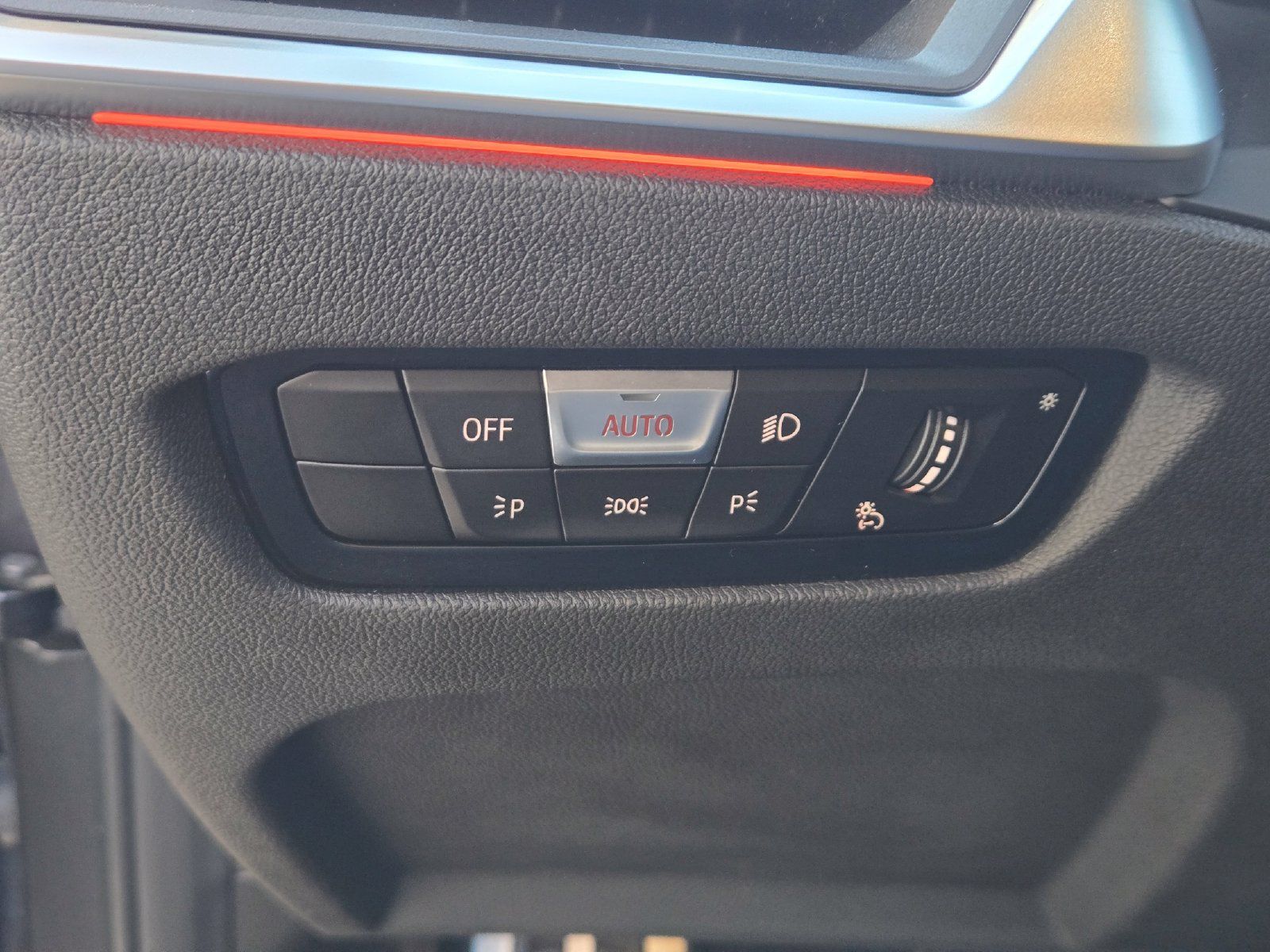 Used 2022 BMW M340i RWD image 22