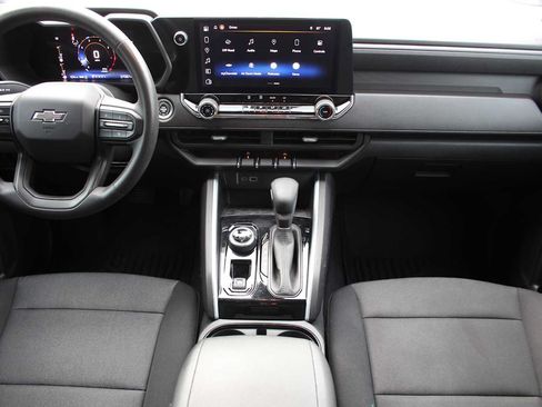 Used 2023 Chevrolet Colorado Trail Boss w/ Technology Package AWD/4WD image 31