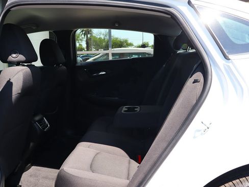 Used 2023 Chevrolet Malibu LT FWD image 33