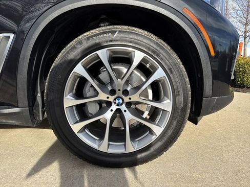 Used 2019 BMW X5 xDrive40i w/ Executive Package image 29