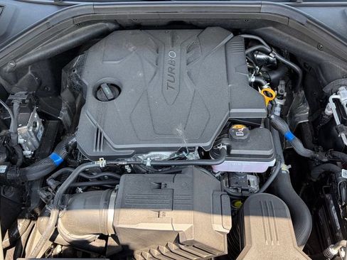 Certified 2026 Genesis GV70 2.5T AWD/4WD image 8