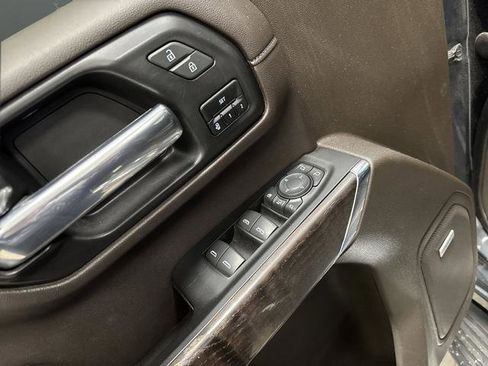 Used 2022 GMC Sierra 2500 Denali w/ Denali Ultimate Package image 33