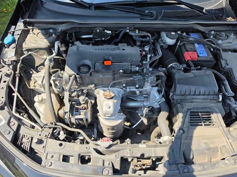 Used 2024 Honda Civic Sport image 9