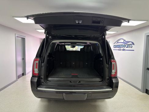 Used 2018 GMC Yukon XL Denali w/ Open Road Package AWD/4WD image 36