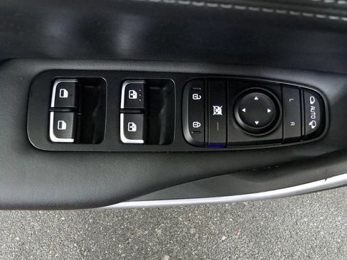 Used 2021 Kia Stinger GT2 AWD/4WD image 29
