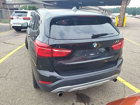 Used 2017 BMW X1 xDrive28i AWD/4WD image 7
