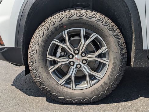 New 2026 GMC Acadia AT4 w/ LPO, Floor Liner Package image 8