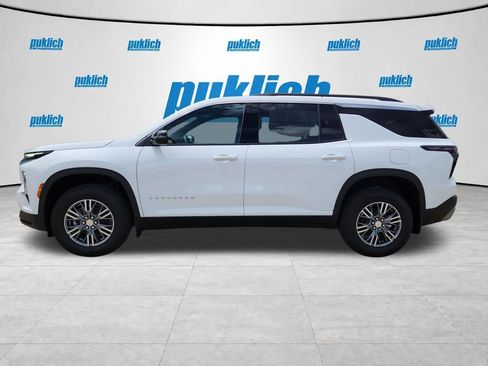New 2026 Chevrolet Traverse LT FWD image 2