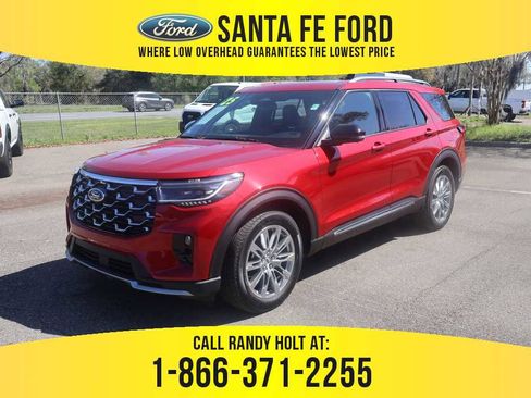 Used 2025 Ford Explorer Platinum image 1