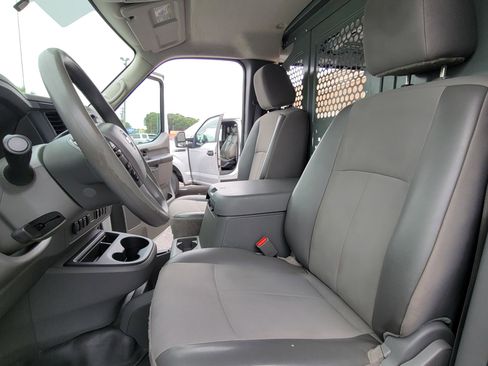 Used 2020 Nissan NV 2500 SV w/ Navigation Package RWD image 16